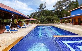 Los Robles Fredonia